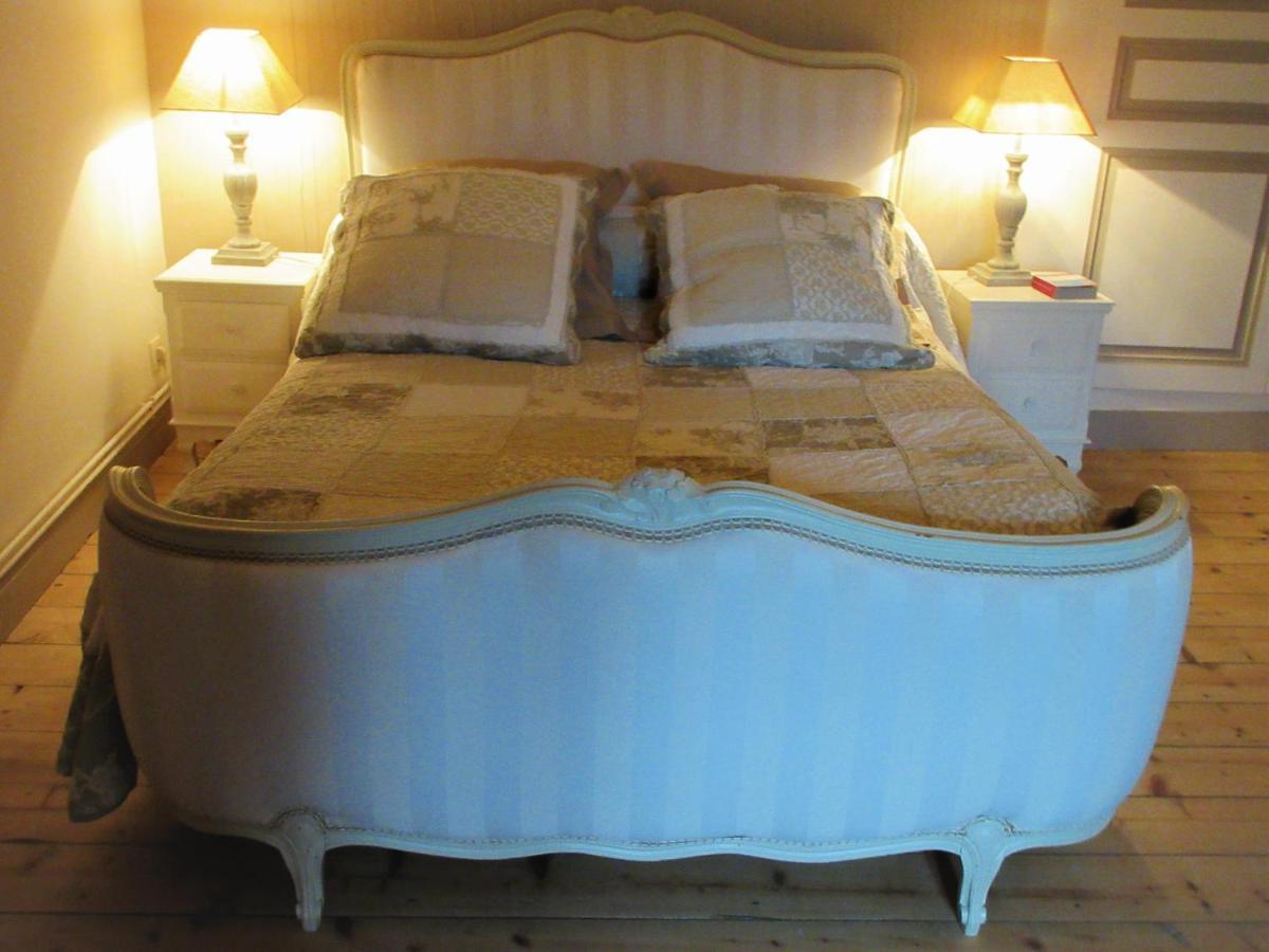 Le Manoir Sur La Roche, 74, Impasse Du Manoir, 71520 Navour Sur Grosne D121 Bed & Breakfast Clermain Екстериор снимка