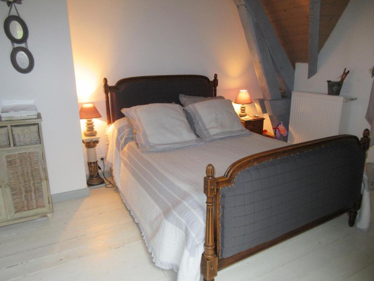 Le Manoir Sur La Roche, 74, Impasse Du Manoir, 71520 Navour Sur Grosne D121 Bed & Breakfast Clermain Екстериор снимка