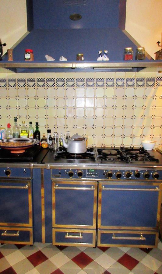 Le Manoir Sur La Roche, 74, Impasse Du Manoir, 71520 Navour Sur Grosne D121 Bed & Breakfast Clermain Екстериор снимка
